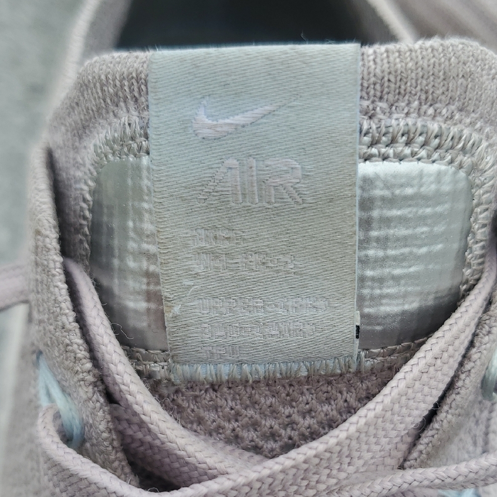 Nike Air Max Vapor Flyknit 3 Women's Gray Running Shoes - Picture 8 of 16